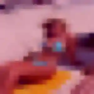 Contacte Adwoa, 22 ans à Vierzon gratuitement