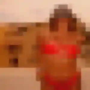 Photo de Ngozi à Villaines-les-Rochers (38 ans) - plan cul anonyme