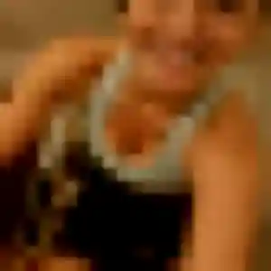 Afi, 22 ans, connectée à Villers-sur-le-Roule pour une rencontre coquine
