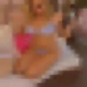 Maëva, 43 ans, en ligne à Vineuil-Saint-Firmin pour une rencontre coquine