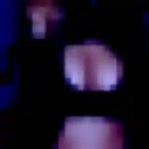 Nabou, 34 ans, en ligne à Vouillé-les-Marais pour une rencontre coquine