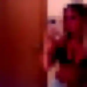 Xénia, 33 ans, veut un plan cul à Wallon-Cappel