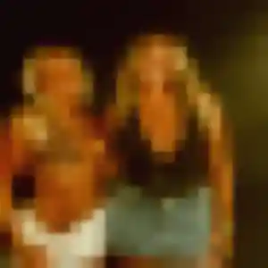 Efua, femme de 23 ans cherche plan cul à Youx
